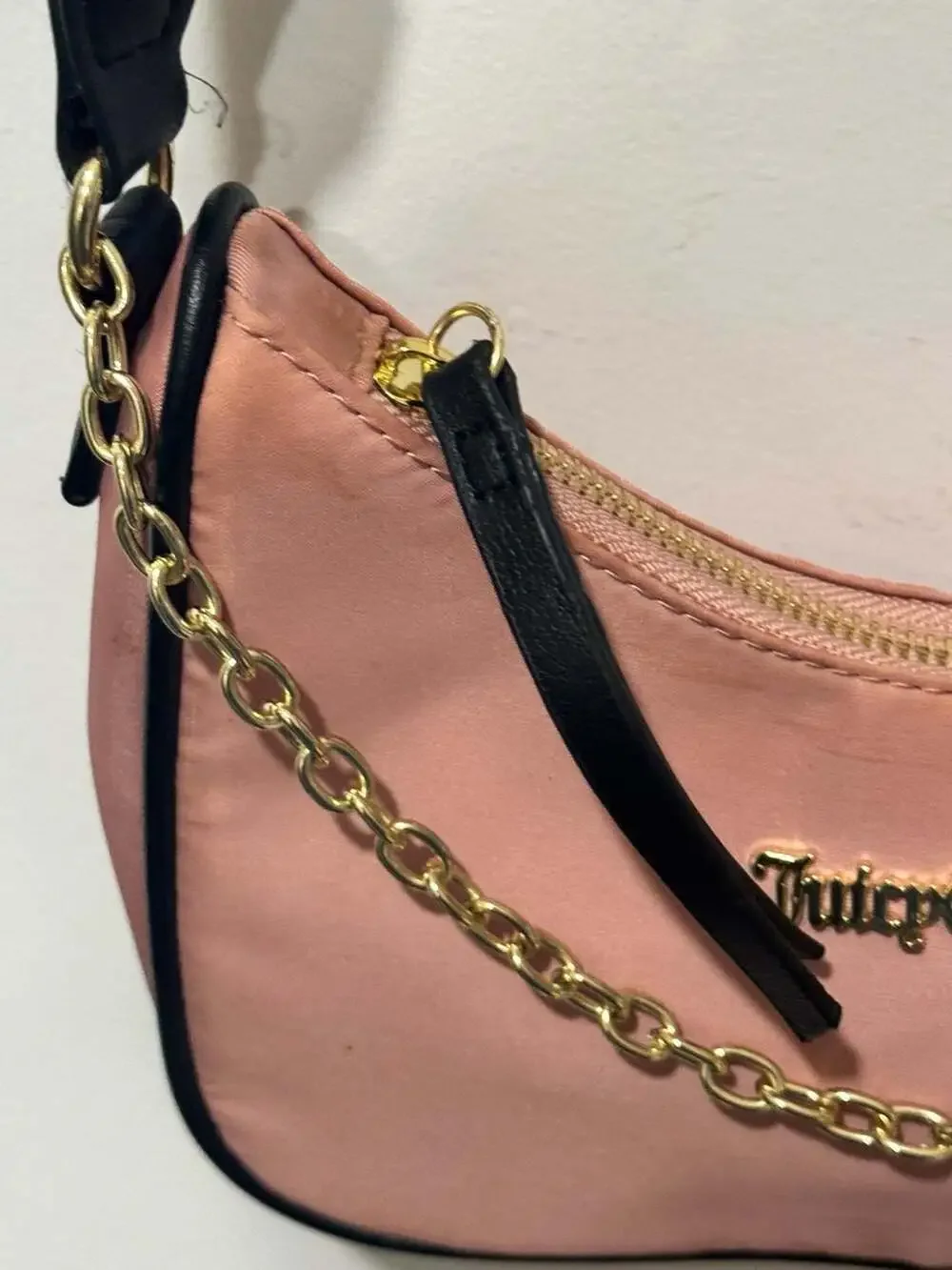 Vintage Y2K Juicy Couture Pink Crossbody Shoulder Bag Purse Gold Chain